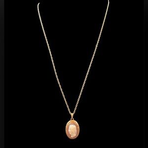 Antique Gold Filled Cameo Etched Necklace 19.5”